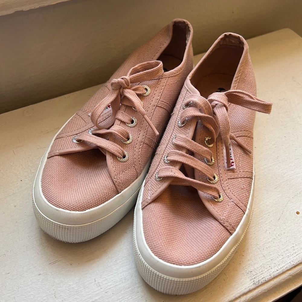 Pink Supergas